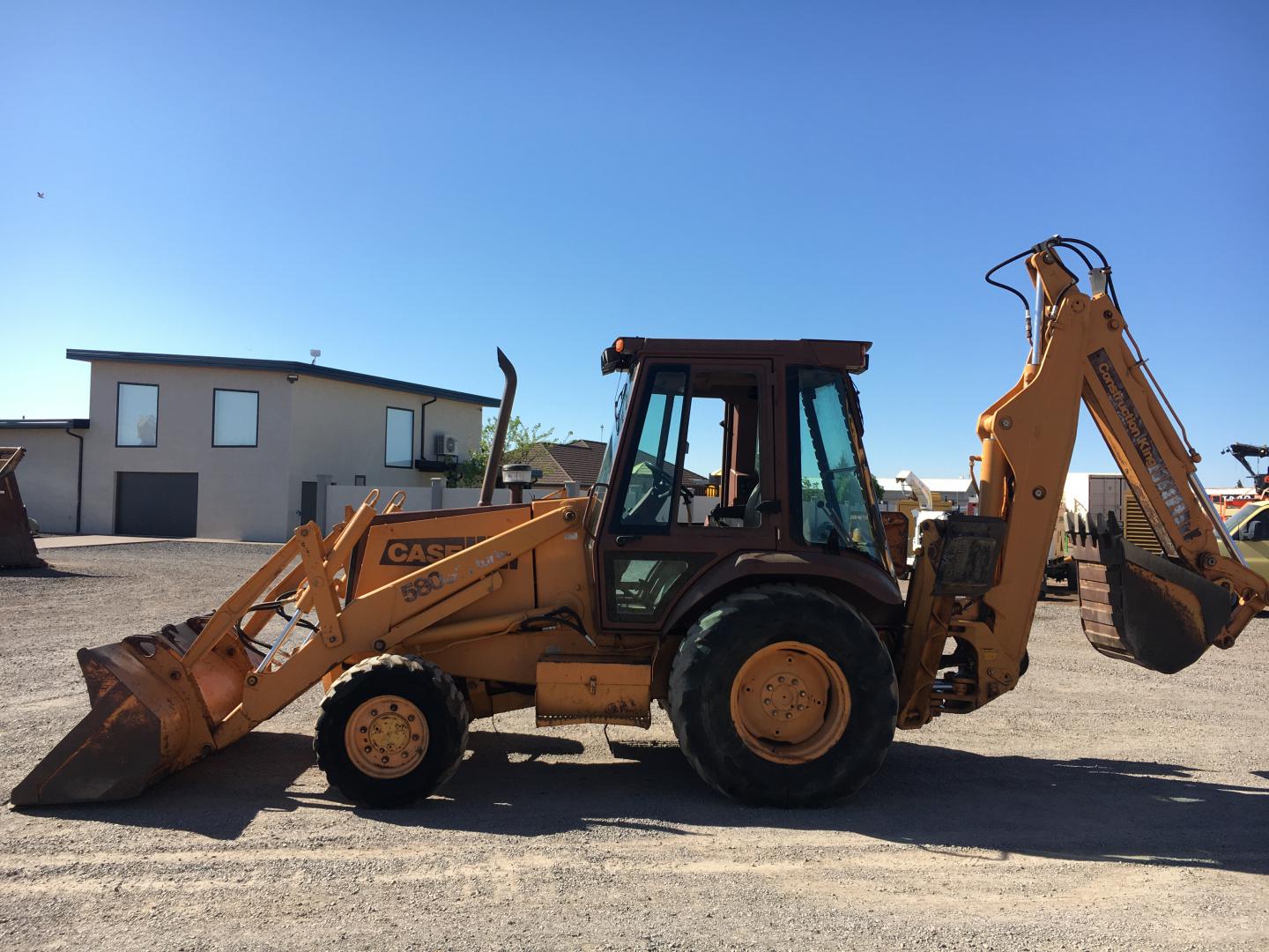 ./imagenes/INVOICE/2019/15940/RETROEXCAVADORA CASE 580SK (23).JPG